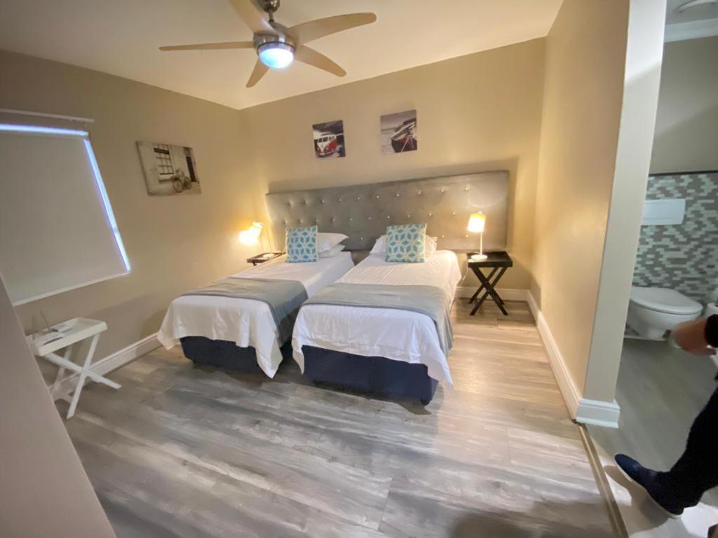 Loddey'S Self Catering Apartments - By Beach Collection Strand Extérieur photo